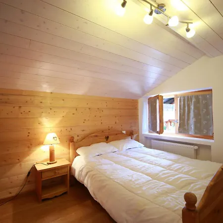 Apartment Ferme Renovee 12 Pers, 450m Des Pistes, Navette Gratuite, Balcon S-o, Parking, Wifi - Fr-1-572-23 Araches-la-Frasse