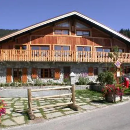 Apartment Ferme Renovee 12 Pers, 450m Des Pistes, Navette Gratuite, Balcon S-o, Parking, Wifi - Fr-1-572-23 *